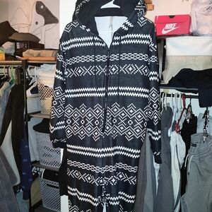 Fabletics Med Women's Black and White Patterned Hooded Onesie